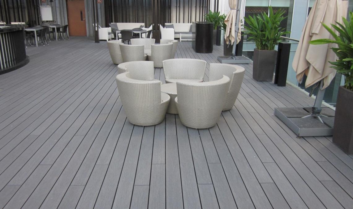 terrasse_elegance_structuree_anthracite_hotel_mandarin_1.JPG
